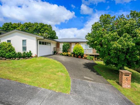 5 Sandpiper Grove, Unsworth Heights