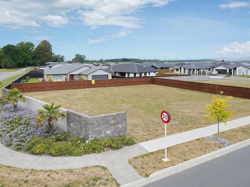 82 Bayliss Drive, Woodend Beach