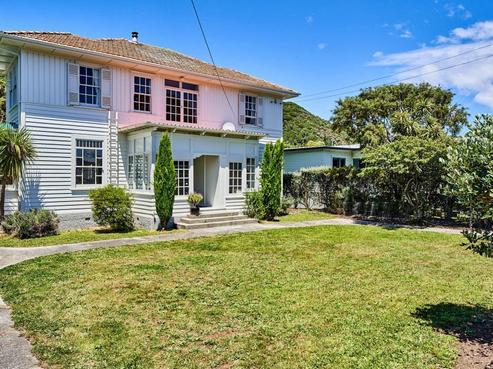 83 Oroua Street, Eastbourne