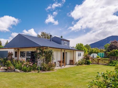 163 Capell Avenue, Lake Hawea
