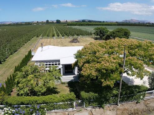 186 Richmond Road, Clive