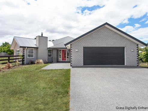 8 Elm Grove, Amberley