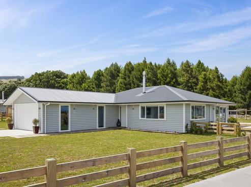 10 Karaka Place, Kinloch
