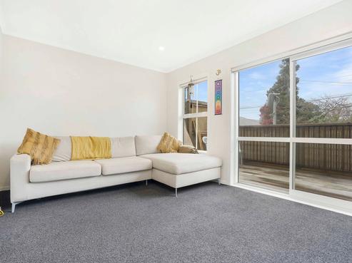 2/75 Cameron Road, Hamilton East