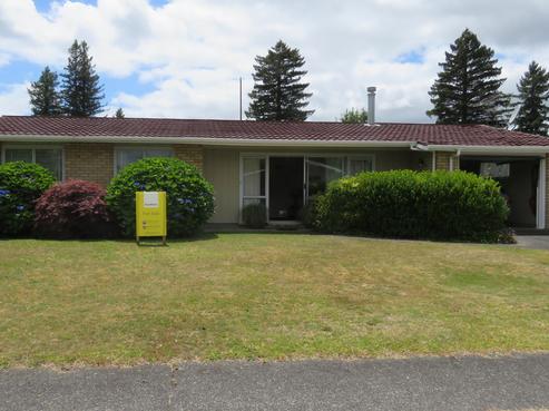 25 Hall Crescent, Taumarunui