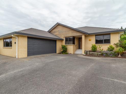 35 Waterstone Avenue, Paraparaumu