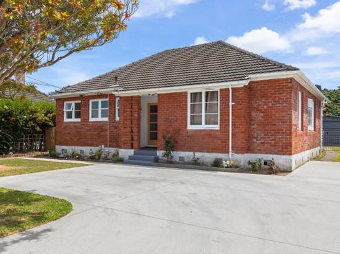 29 Churton Crescent, Taita