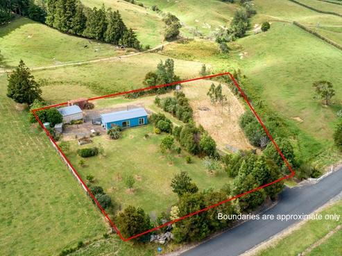 225 Puketui Valley Road, Hikuai