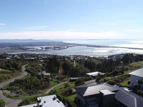 6 Peregrine Close, Mount Pleasant