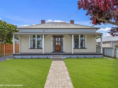 24 Woodville Street, Edgeware