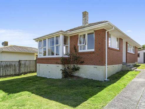 58 Kokiri Crescent, Waitangirua