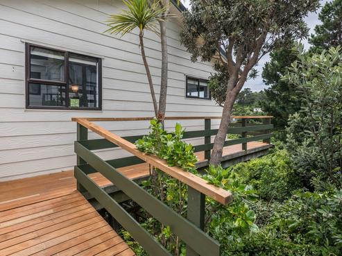 38A Montreal Grove, Kingston