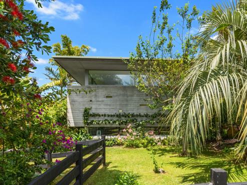 5 Harbour View Road, Point Wells