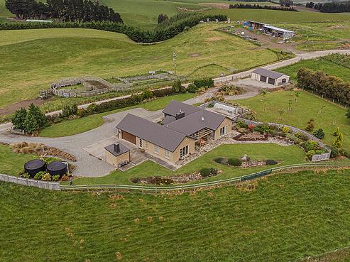 226 Mountain Road, Gore Surrounds
