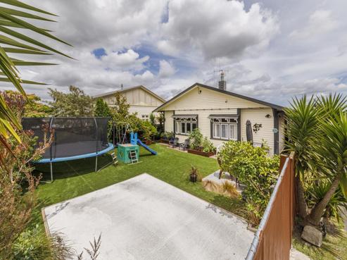 24 Aorangi Street, Feilding