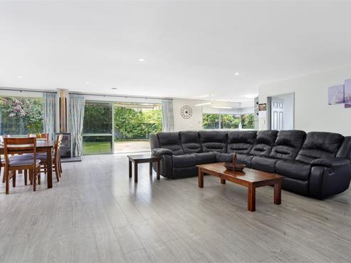 10 Parsonage Road, Woodend