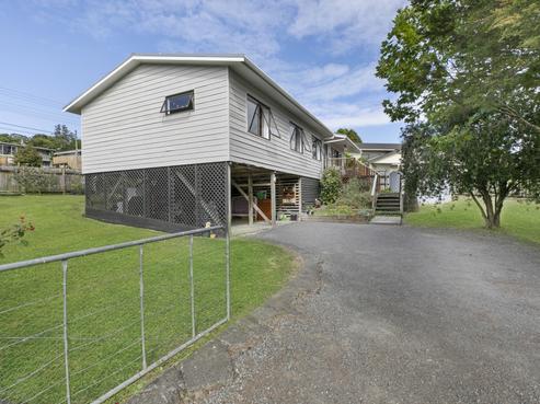 22 Waiora Road, Stanmore Bay