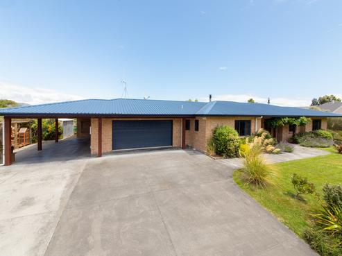 57 Waicola Drive, Fitzherbert