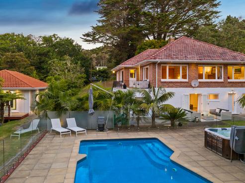 741 West Coast Road, Oratia