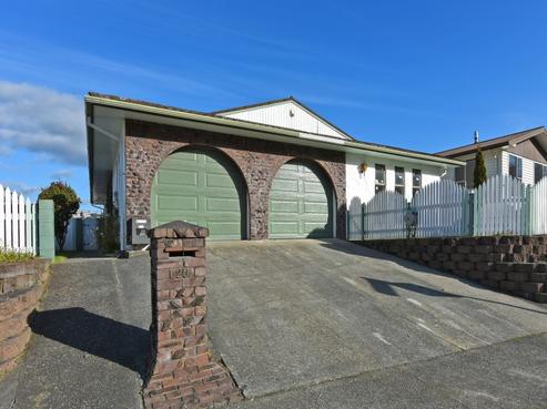 20 Montana Road, Totara Park