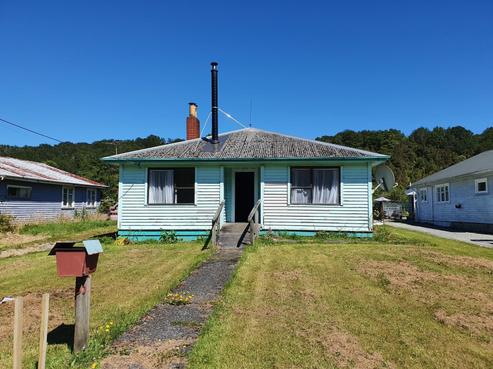 50 Oxford Street, Taylorville