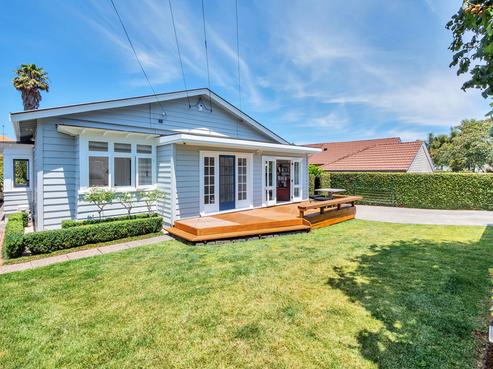 8 Kingsway, Three Kings