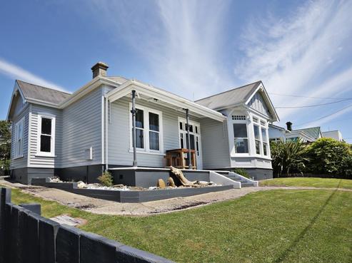 64 Foyle Street, Bluff
