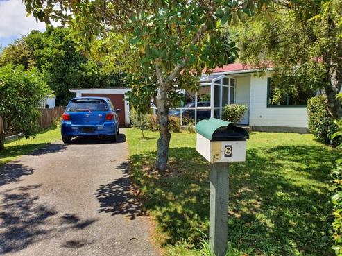 8 He Awa Crescent, Waikanae