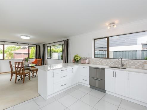 27 Surrey Street, Taradale
