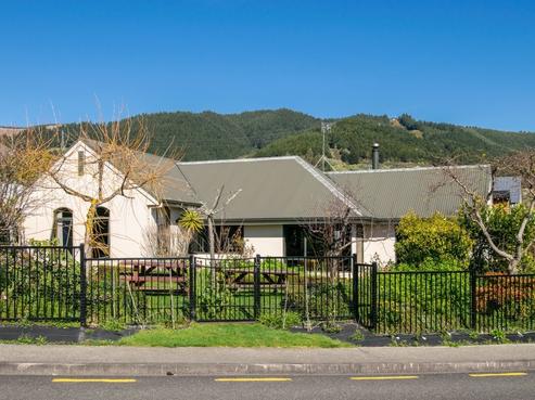25 Olympus Way, Richmond