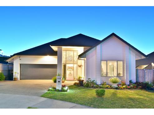 8 Sibling Court, Silverdale
