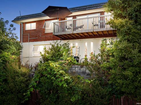 2/6 Helvetia Drive, Browns Bay