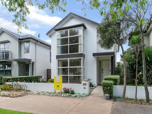 45 Bruce Pulman Drive, Takanini