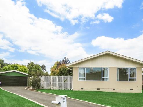 28 Warren Crescent, Hillmorton