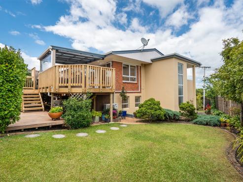 1/48A Northboro Road, Belmont