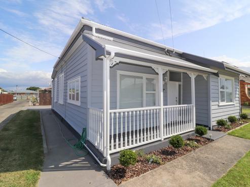112 Fenton Street, Thames