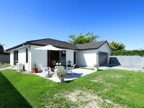 29A Merton Crescent, Pirimai