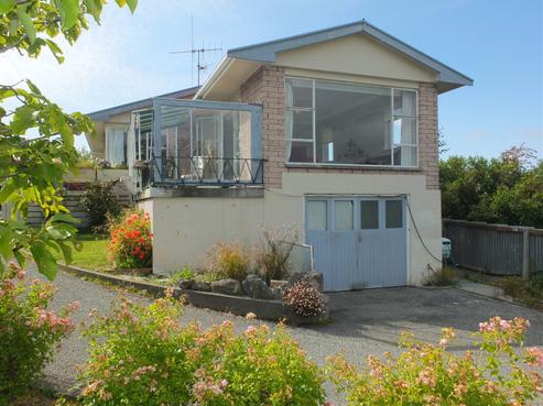 19 Grandi Avenue, Highfield
