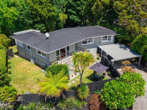 50 Daffodil Street, Titirangi