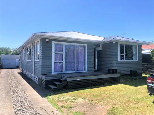 70A Mould Street, Waitara