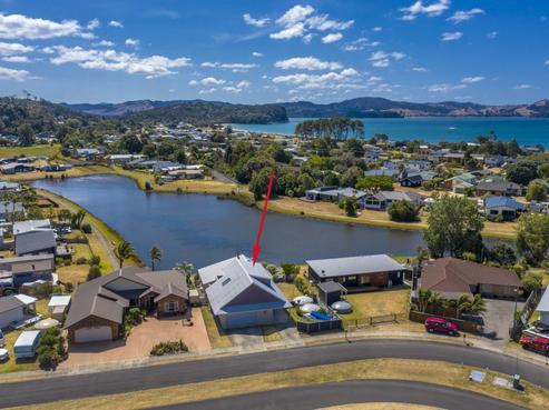 36 Motukorure Parade, Cooks Beach