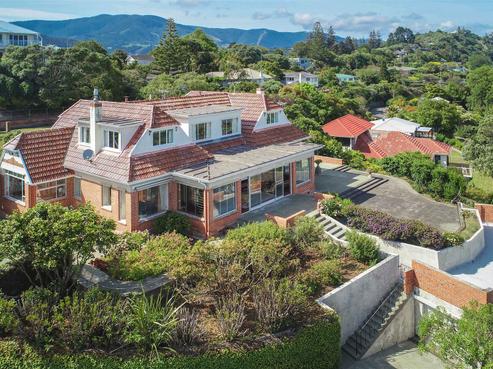 18 Moncrieff Avenue, Britannia Heights