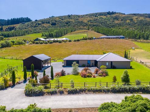 38 Tara Hills Drive, North Taieri