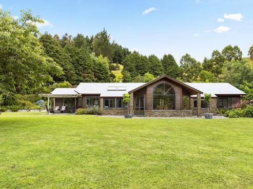 959 Whitemans Valley Road, Whitemans Valley