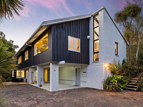 70 Heathcote Road, Castor Bay