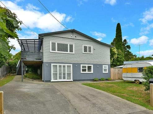 20 Karaka Street, Helensville