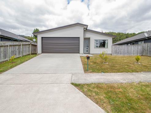 9 Poppy Watts Grove, Stokes Valley