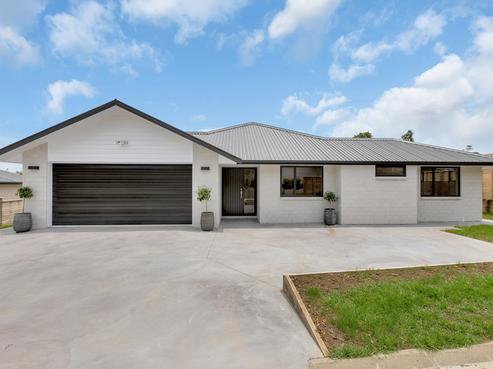 6 Soldier Way, Parahaki
