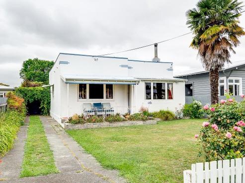 1023 Waipuna Street, Mahora