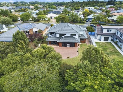 43 Montrose Crescent, Huntington